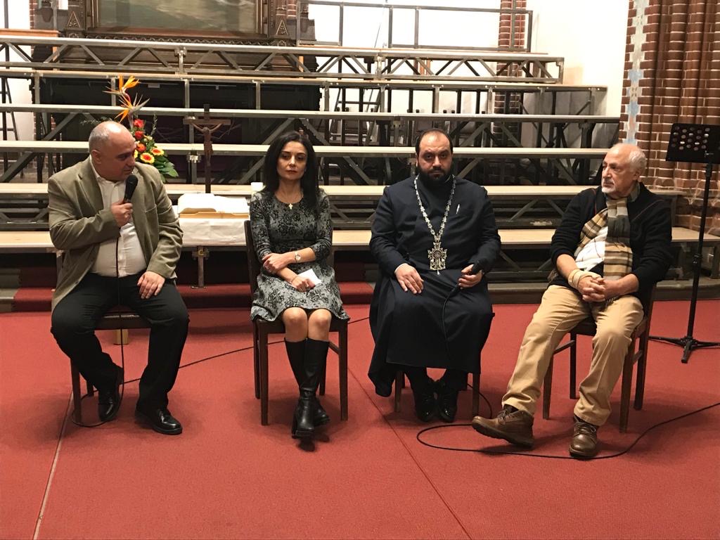 Gesprächsrunde mit dem Thema “Aktuelle Probleme der in Berliner lebenden Armenierinnen und Armenier von heute” und traditionelles armenisches Khasch-Essen